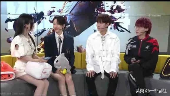 娱乐圈明星集体吃瓜是谁